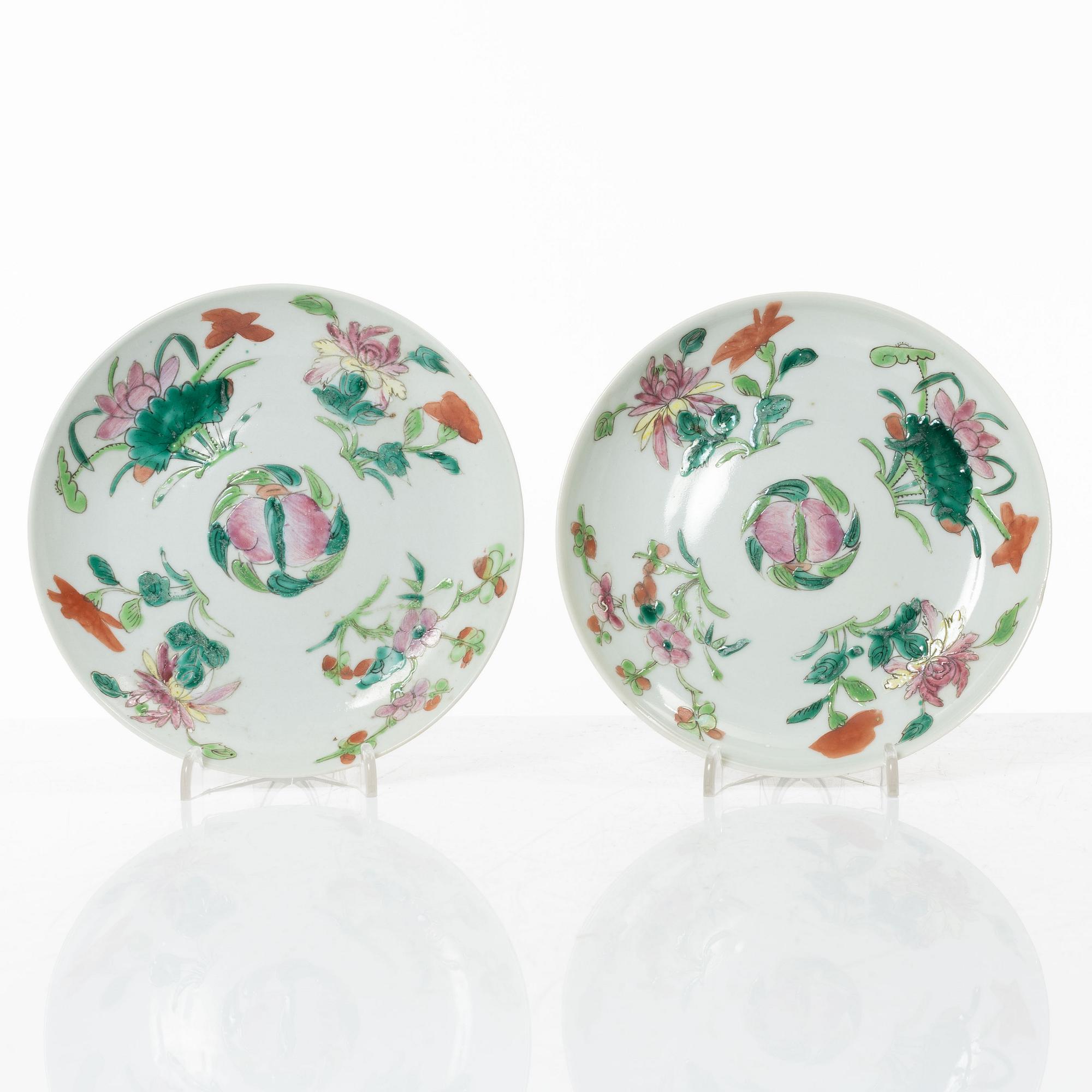 Skålar, sex stycken samt fat, sex stycken, porslin, Kina, sen Qingdynasti / 1900-tal.