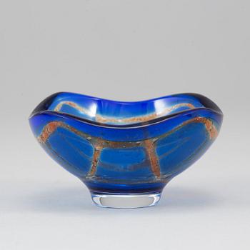 SVEN PALMQVIST, a "Ravenna" glass bowl, Orrefors 1970.