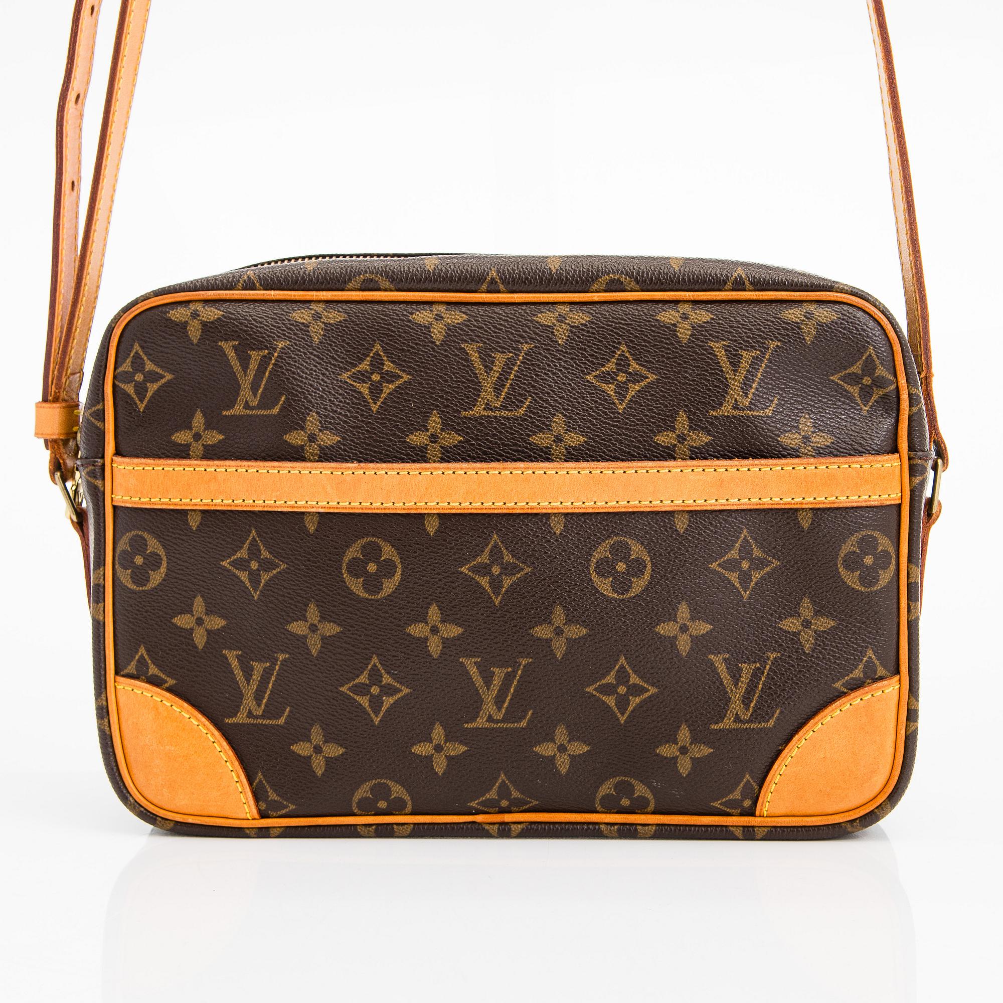 Louis Vuitton, a Monogram 'Trocadero 27' Bag.
