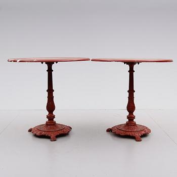 TRÄDGÅRDSBORD, 1 par, 1900-talets andra hälft.