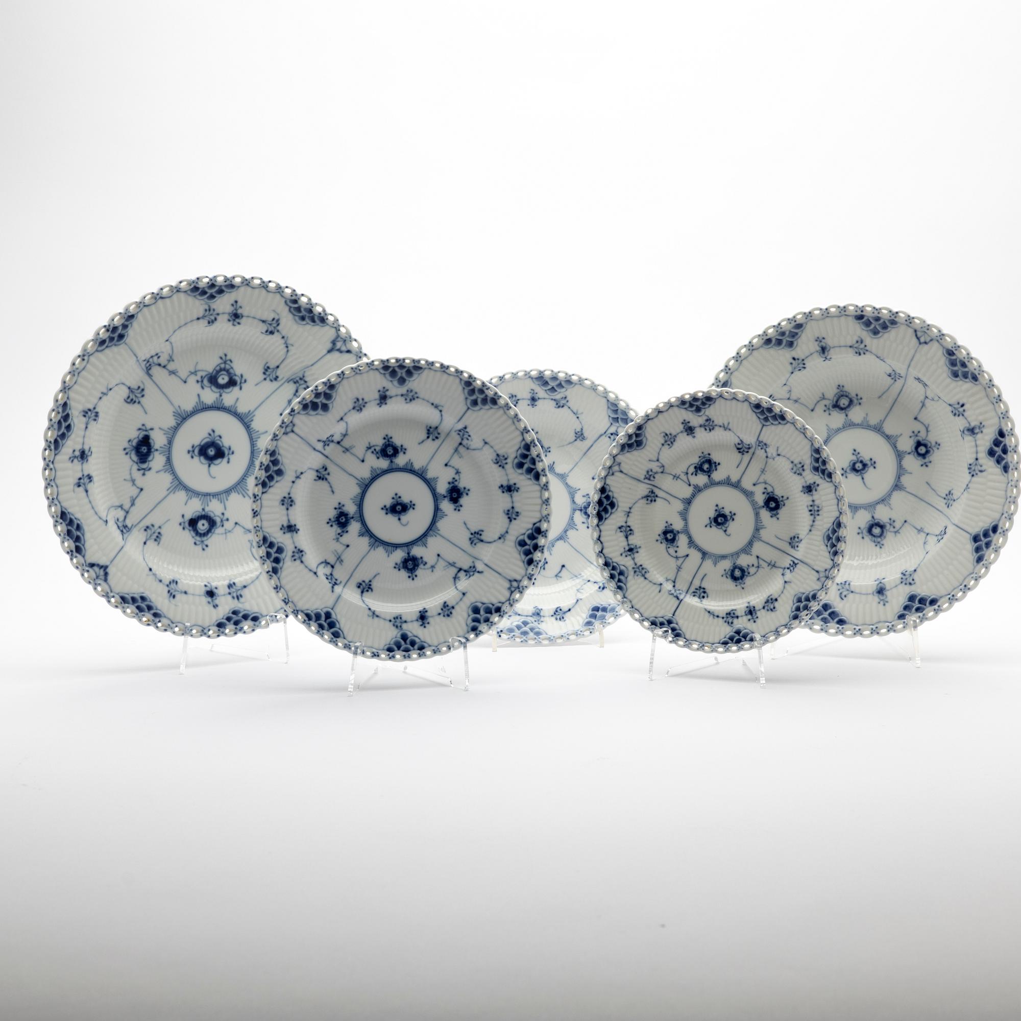 Royal Copenhagen, Service pieces, 68 pieces, porcelain, "Blue Fluted", Royal Copenhagen, Denmark.