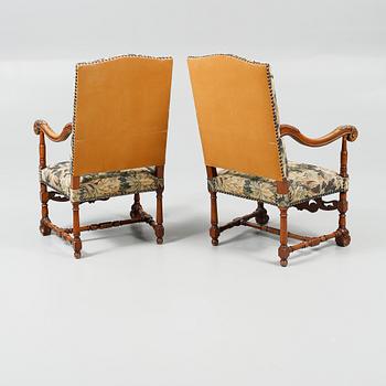 KARMSTOLAR, ett par, barockstil, omkring 1900-talets mitt.