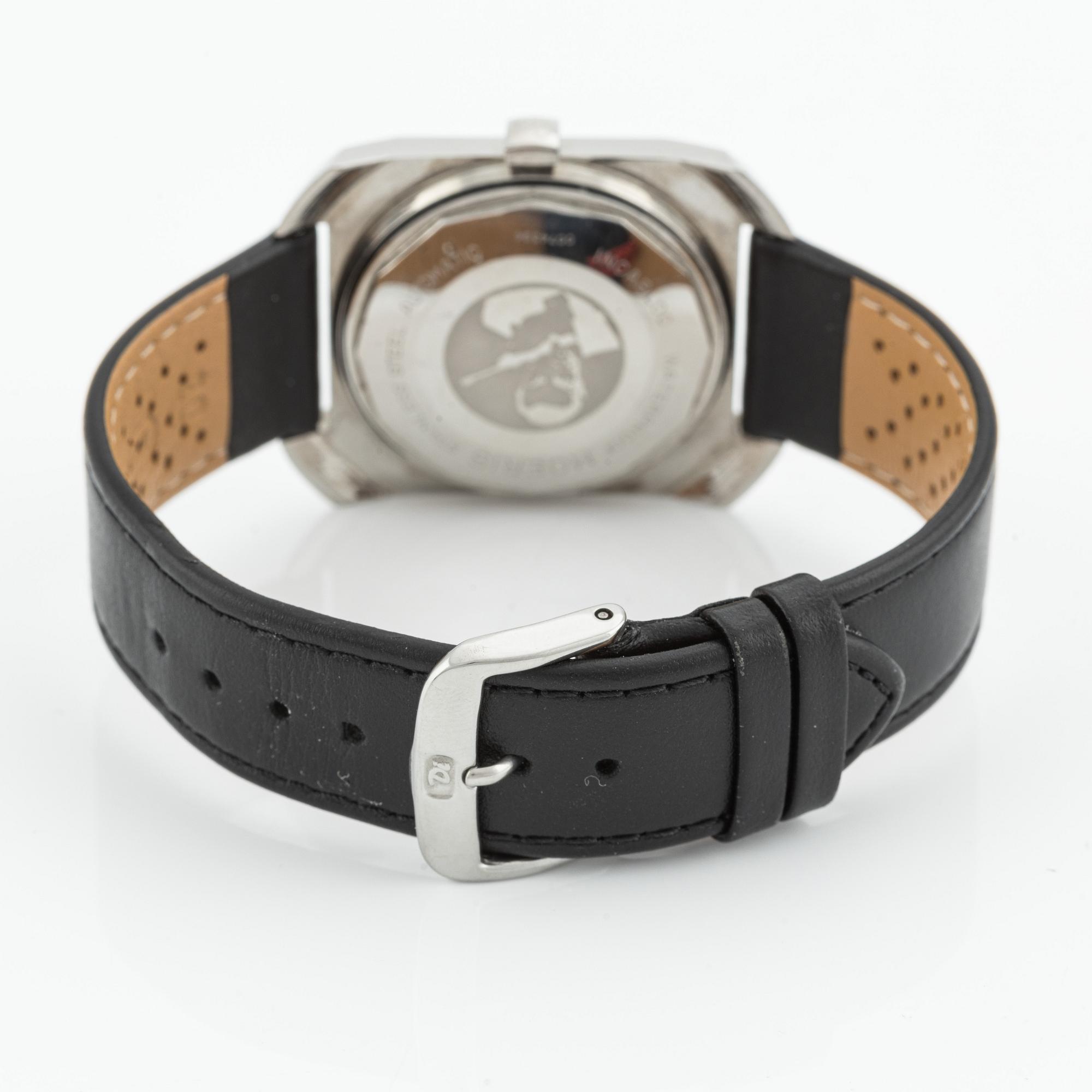 Moeris, James Bond 007, wristwatch, 34 x 42 mm.