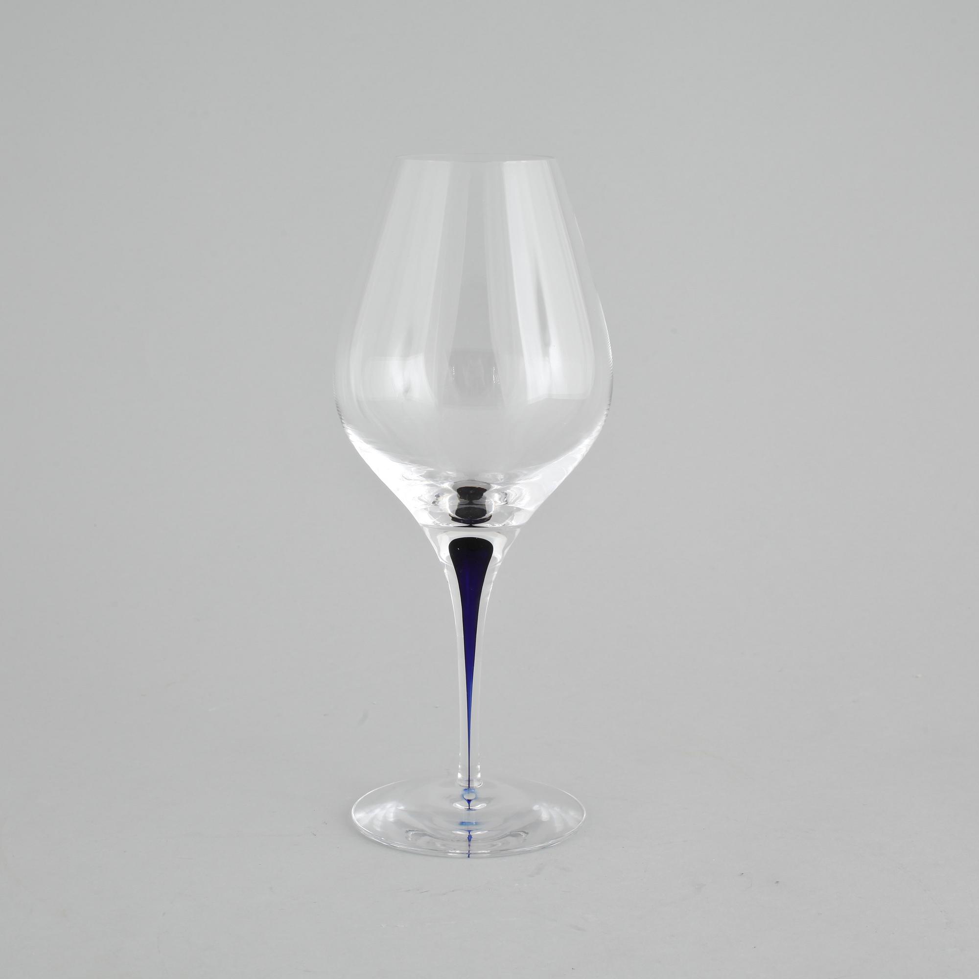 ERIKA LAGERBIELKE, tio cocktailglas samt åtta vinglas, "Intermezzo", Orrefors, 1900-talets slut.