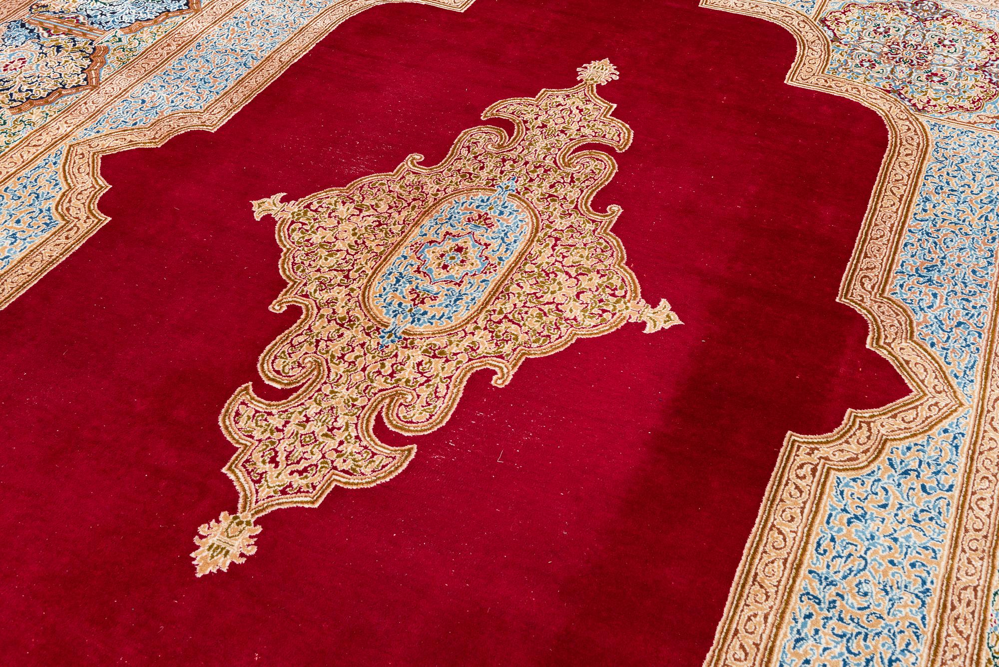 Carpet, Kirman, approx. 406 x 305 cm.