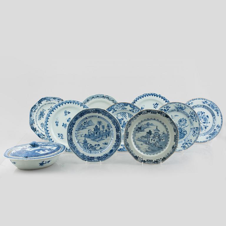 Parti porslin, 10 delar, kompaniporslin, Kina, Qingdynastin 1700-tal samt Jiaqing (1796-1822).