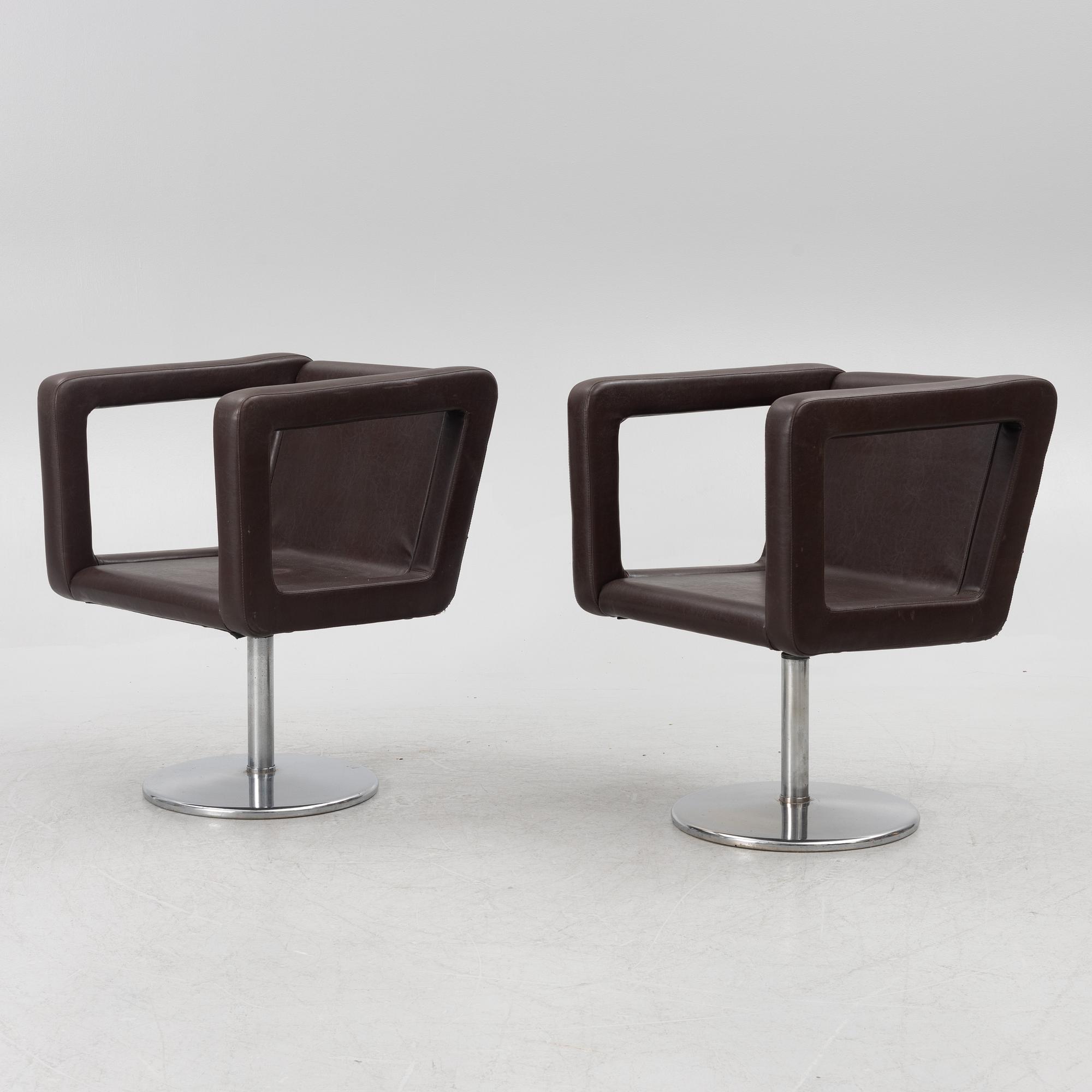 A pair of Armchairs, Johanson Design, contemporary.
