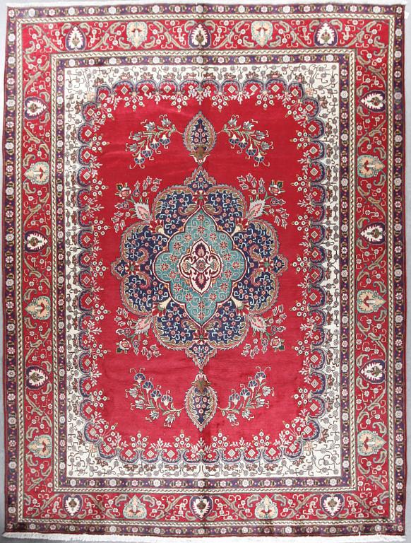 MATTA, möjligen Täbris, ca 391x296 cm.