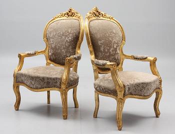 KARMSTOLAR, ett par, nyrokokostil, 1900-tal.