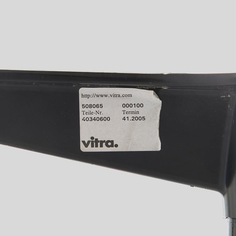 Charles & Ray Eames, konferensbord, "Segmented Table", Vitra 2005.