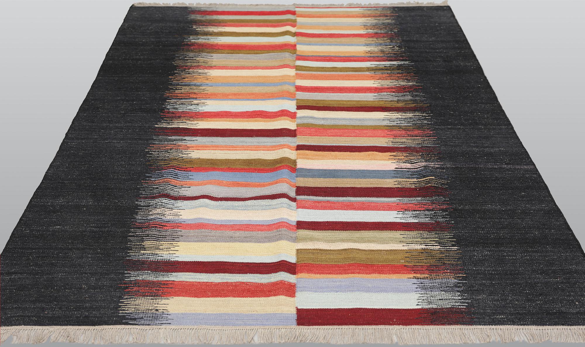 Matta, Kelim, modern design, ca 244 x 173 cm.