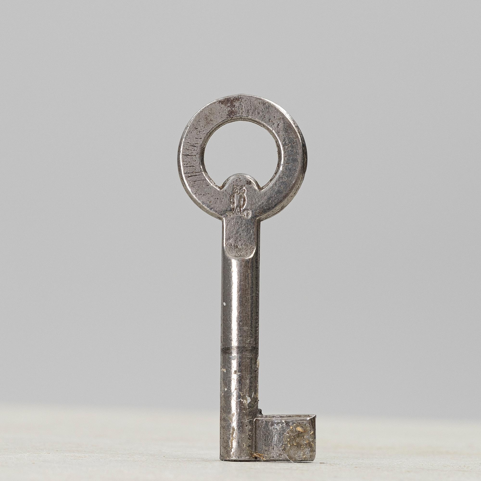 Byrå, 1800-tal.
