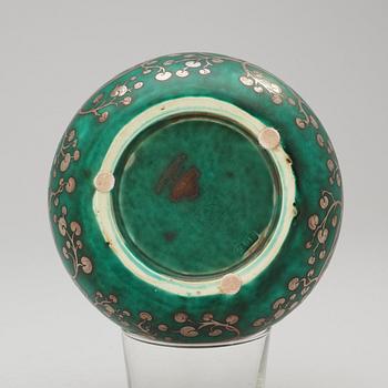 A Wilhelm Kåge Argenta stoneware jar, Gustavsberg 1934.