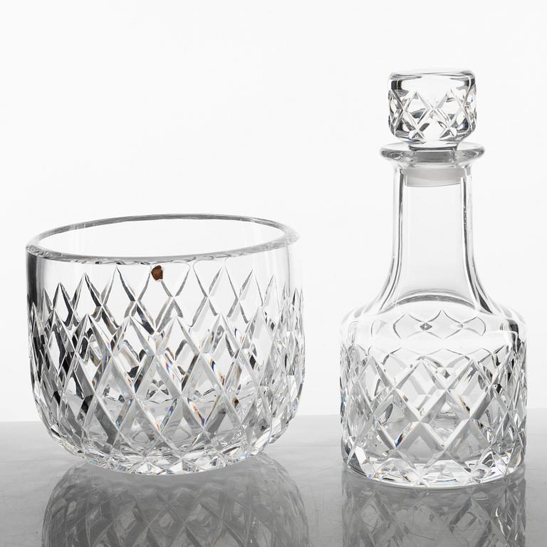 Gunnar Cyrén, a 'Sofiero' glass bowl and a decanter, Orrefors,