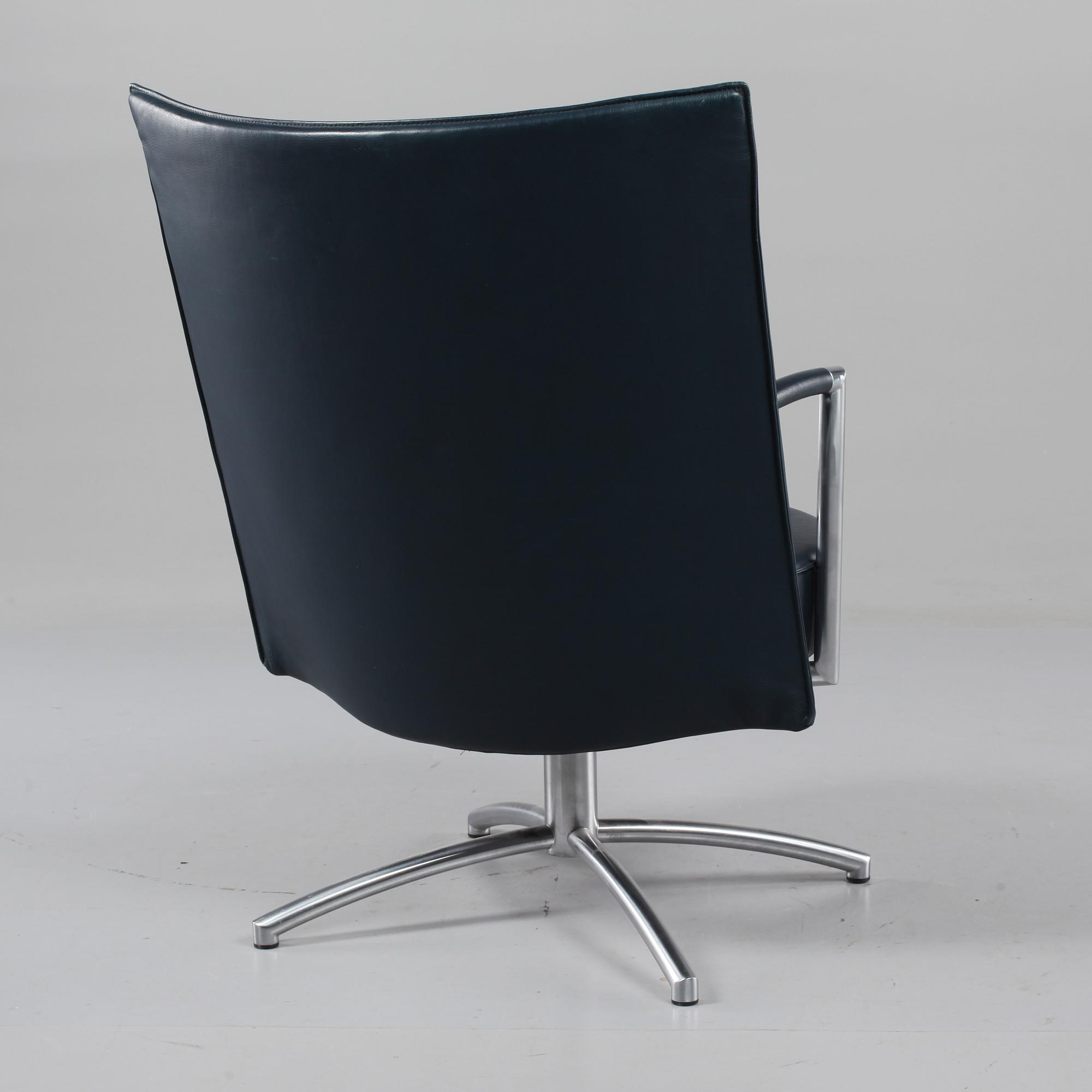 FÅTÖLJ, Johannes Foersom & Peter Hiort-Lorenzen, Erik Jörgensen, 1900-talets fjärde kvartal.