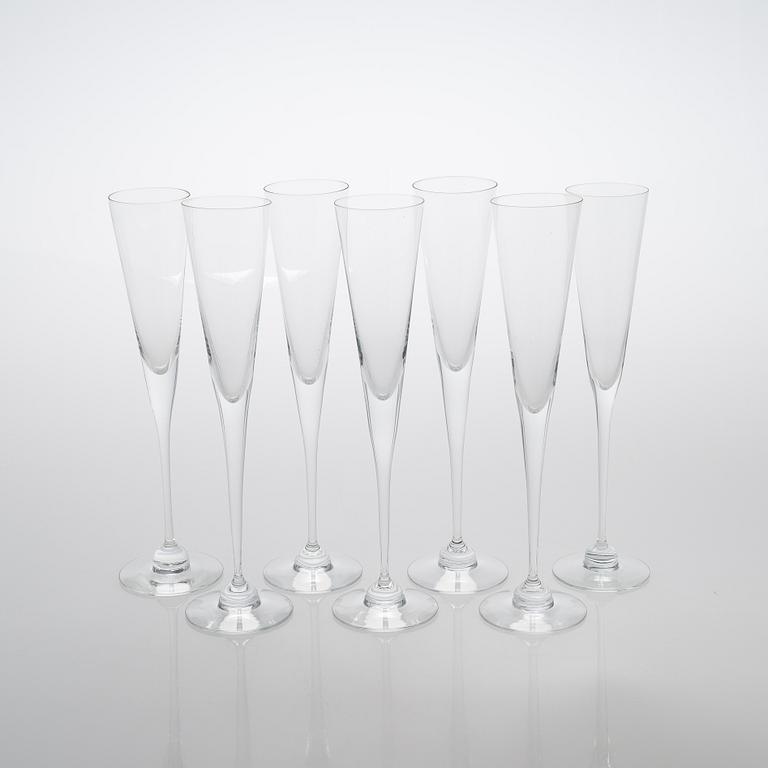 Heikki Orvola, Seven "Aurora" champagne glasses produced by Arabia, Finland in the late 20th century.