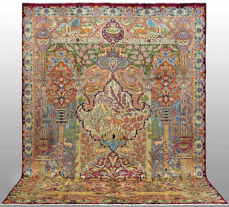 Matta, Kashmar, ca 335 x 249 cm.