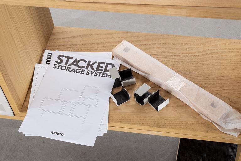 MODULHYLLSYSTEM "Stacked" Muuto Danmark 2000-tal.
