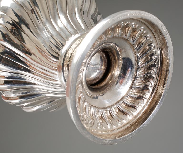 SOCKERSTRÖARE, 2 st, silver, delvis London, 1800-talets slut, vikt 393 gram.