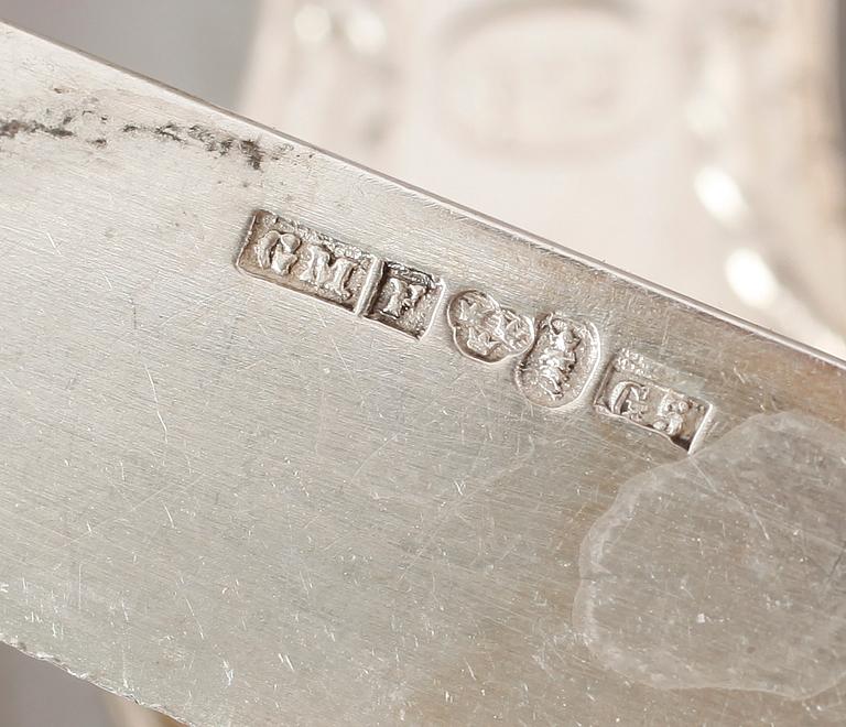 BESTICK, 21 delar, silver, modell Kings pattern, engelsk snäckmodell, GW Richter, bla 1849. Total vikt ca 1226 g.