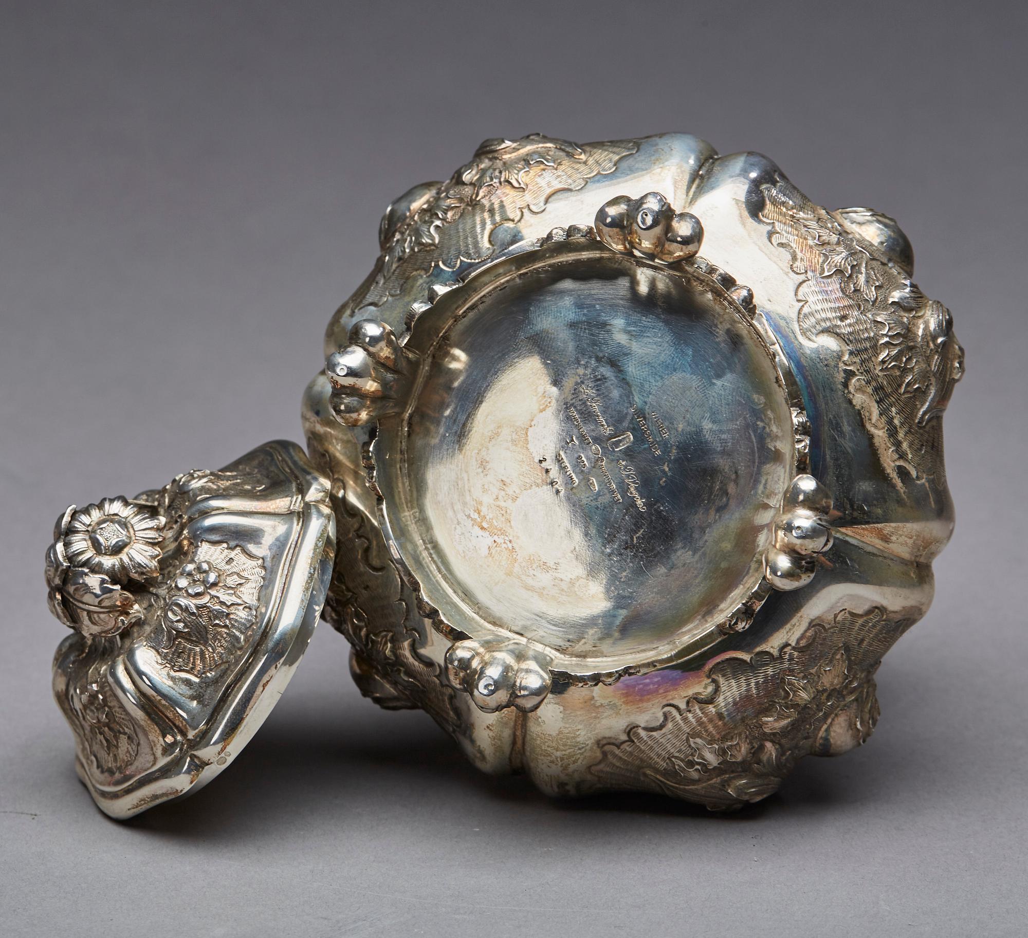SOCKERSKÅL, sterling silver, Wiener Silversmide. Jarosinski & Vaugoin, Wien, Österrike.Vikt ca 446 g.