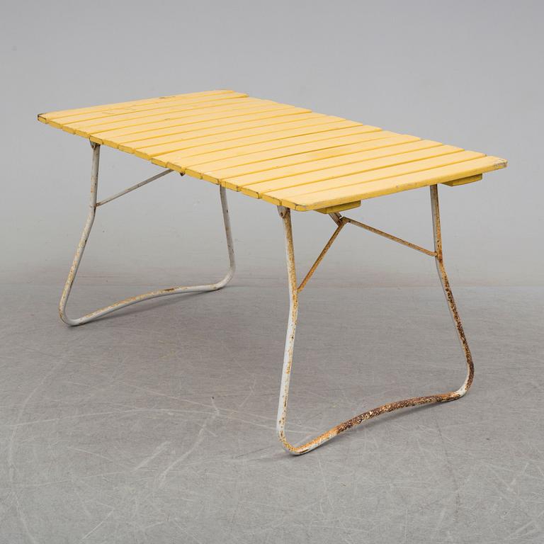 TRÄDGÅRDSGRUPP, 4 delar, 1900-talets mitt.