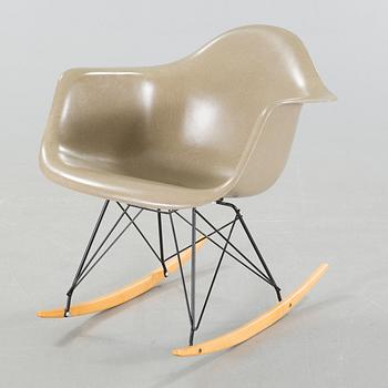 CHARLES OCH RAY EAMES, gungstol, "Rocker Chair", Herman Miller, 1900-talets andra hälft.