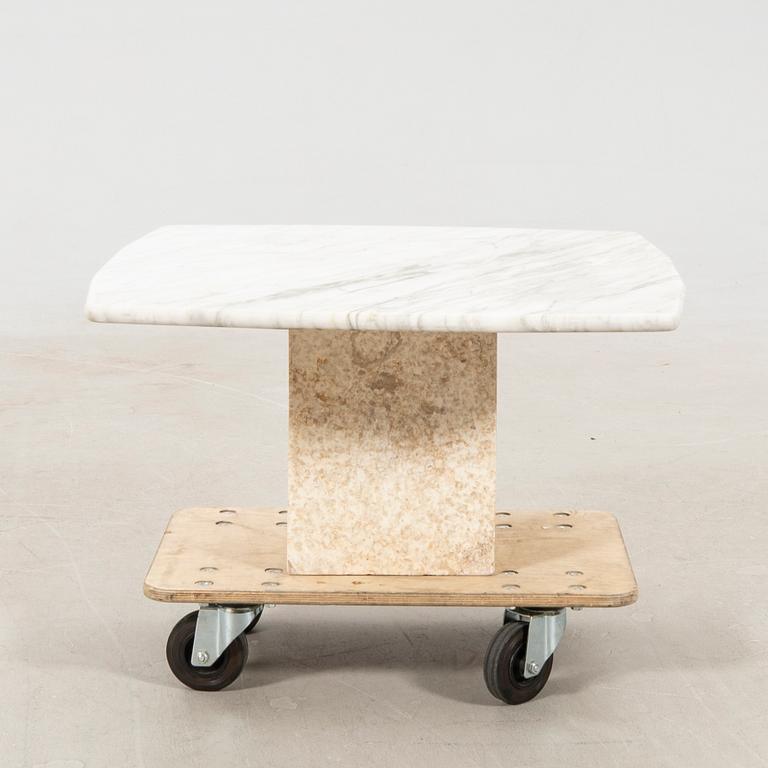 Coffee table/side table, late 20th/early 21st century.