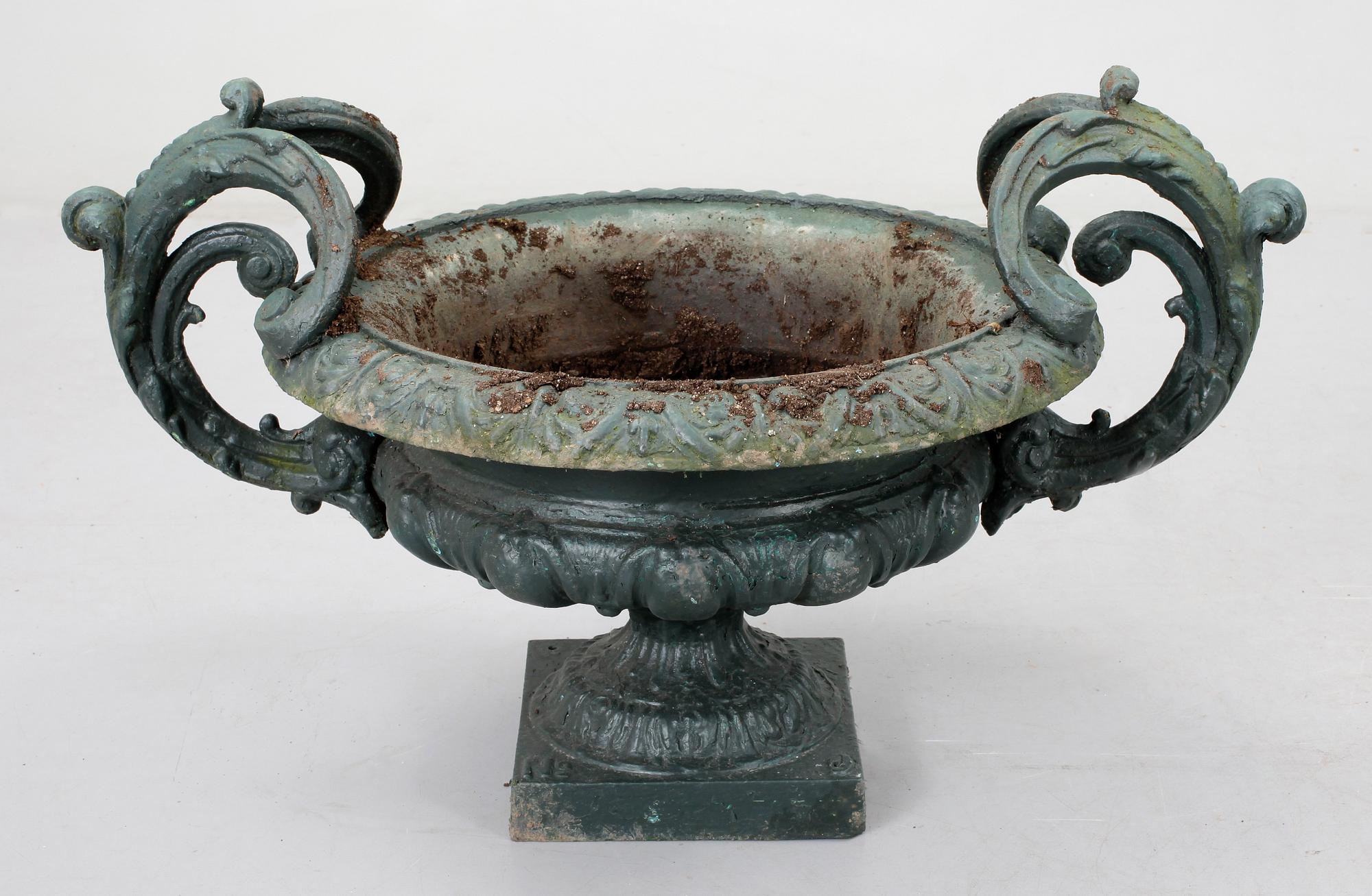 TRÄDGÅRDSURNA, gjutjärn, 1800/1900-tal.