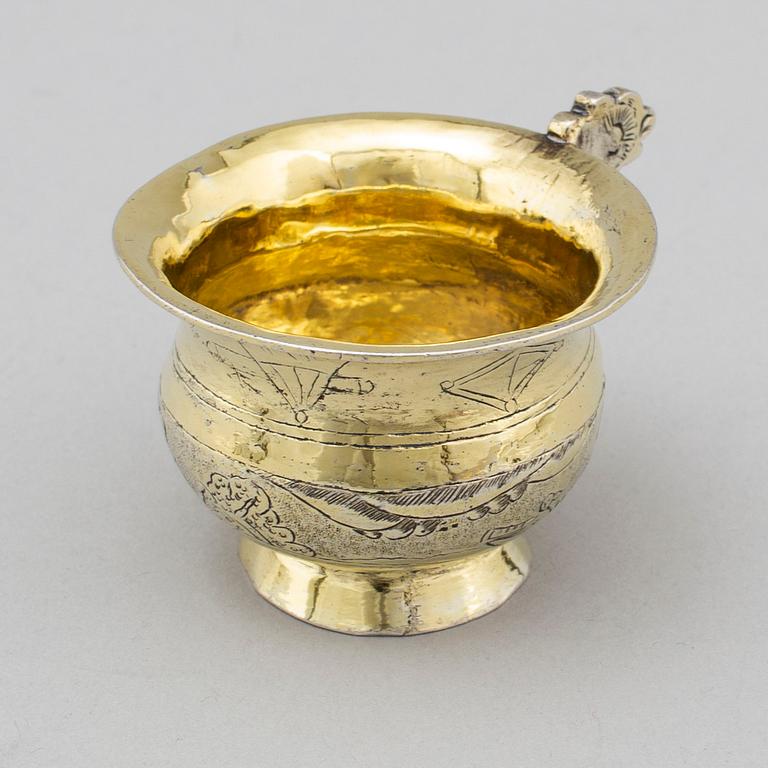 A Russian 18th century silver-gilt charka.