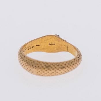 RING, Roland Mellin, Helsingfors. 18K guld, turkos, rosenslipade diamanter.