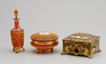 FLAKONG, LOCKDOSA SAMT CIGARETTDOSA, 1900-talets första hälft.
