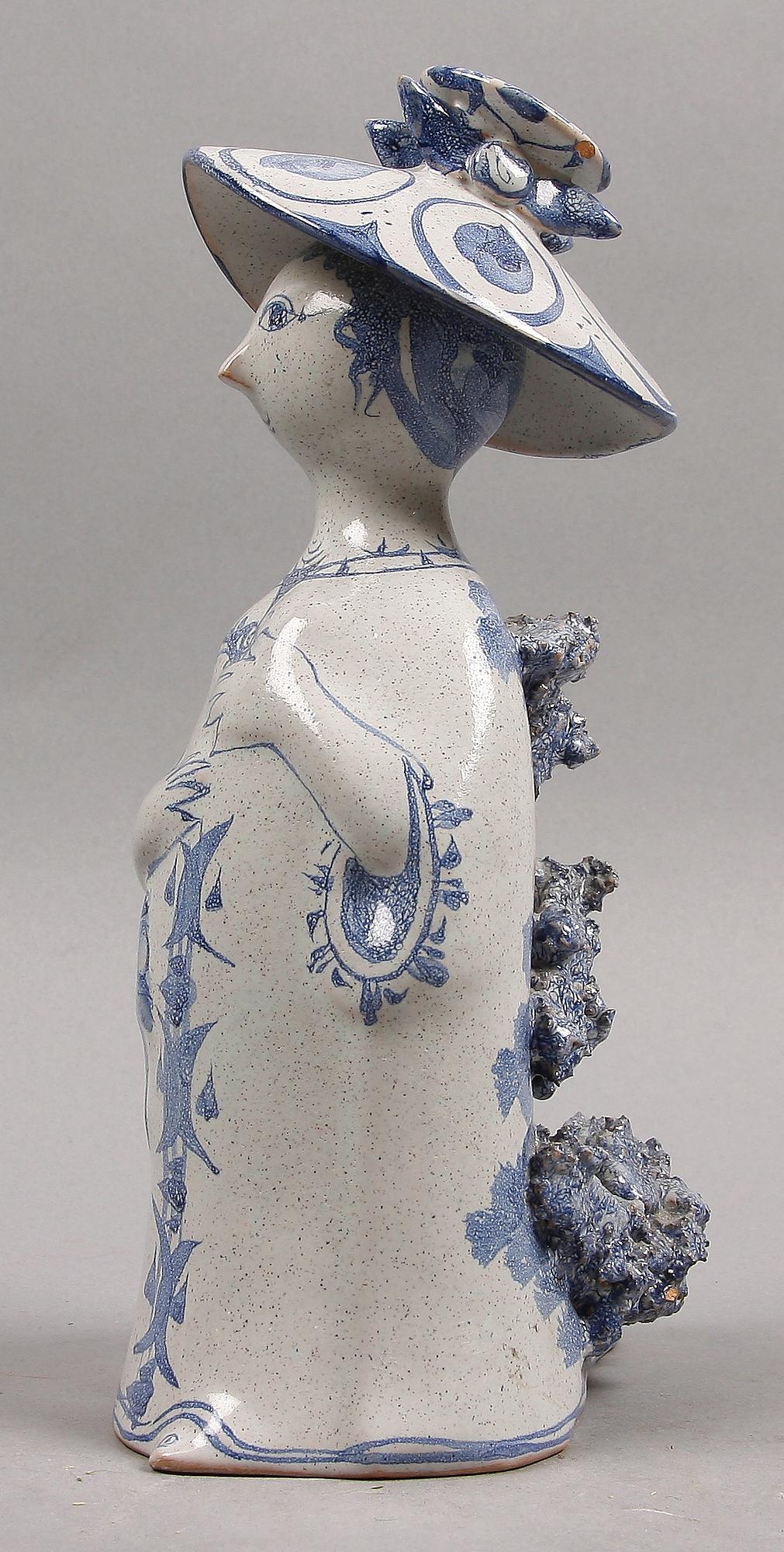 FIGURIN, keramik, Björn Wiinblad, Danmark. Sign o dat -63.
