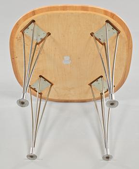 SOFFBORD, "Supercirkel", Bruno Mathsson och Piet Hein, 1900-talets fjärde kvartal.