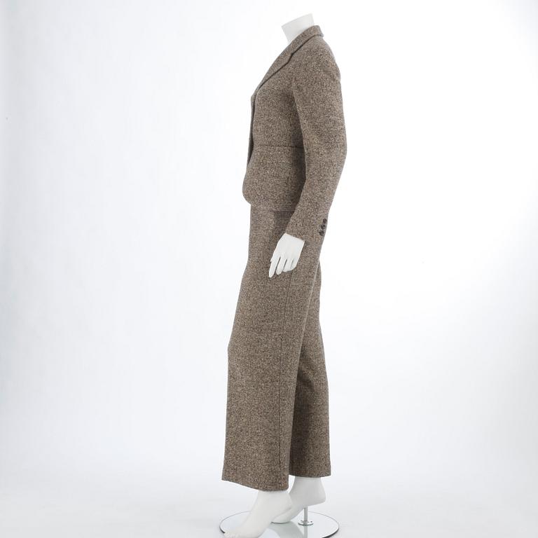 MAX MARA, dräkt bestående av kavaj och byxor, storlek 38 respektive 42.