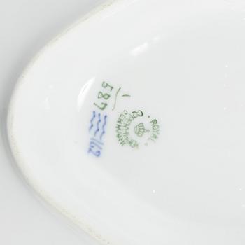 Royal Copenhagen, servisdelar 4 st, "Musselmalet", Danmark.