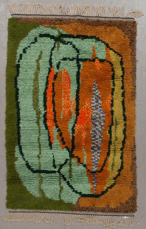 MATTA, rya, 1900-talets mitt. Ca 174 x 112 cm.
