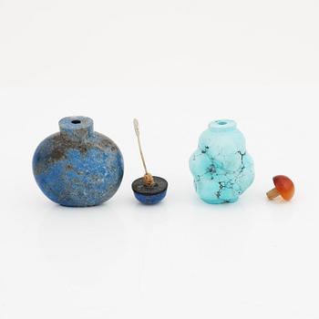 Two Chinese snuffbottles, lapis lazuli and turquoise stone, 20th century.