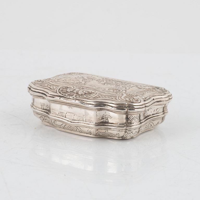 A French 18th century parcel-gilt silver snuff-box.
