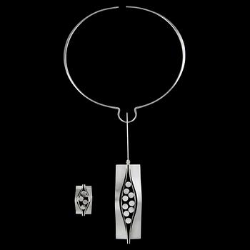 341. Elis Kauppi, A PENDANT AND A RING, silver, Kupittaan Kulta 1974. Weight tot. 69 g.