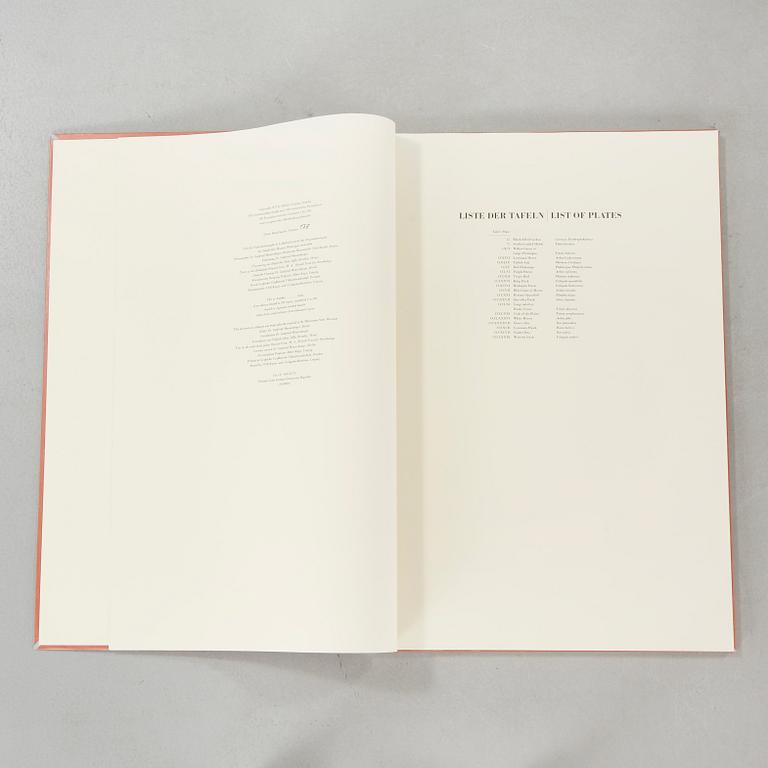 The book "The Birds of America", volume II, by John James Audubon, numbered 178/500, 1973.