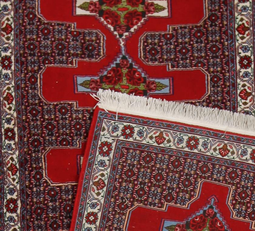 MATTA, orient, ca 396 x 92 cm.