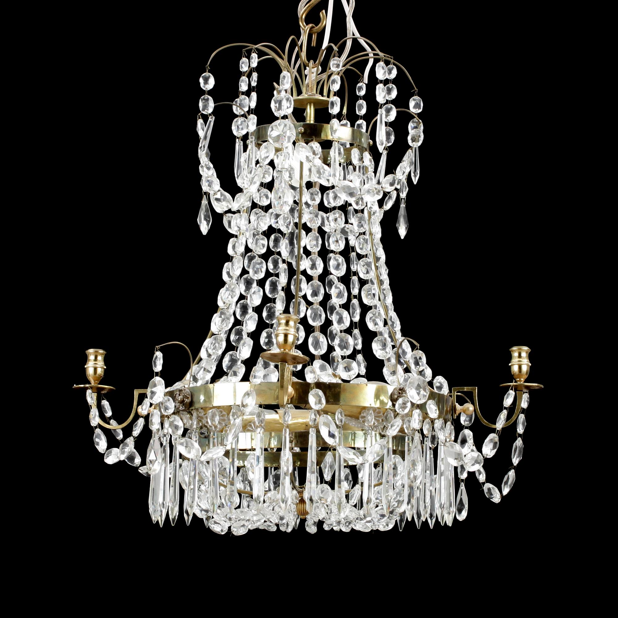 LJUSKRONA, sengustaviansk, stil, omkring 1900-talets början. Höjd ca 56 cm.