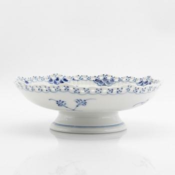 Service, 46 pieces, porcelain, Blue Fluted "Full Lace" and "Half Lace", Royal Copenhagen, Denmark.