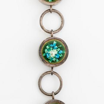 Lars Arby, halsring med hänge, silver med emalj.