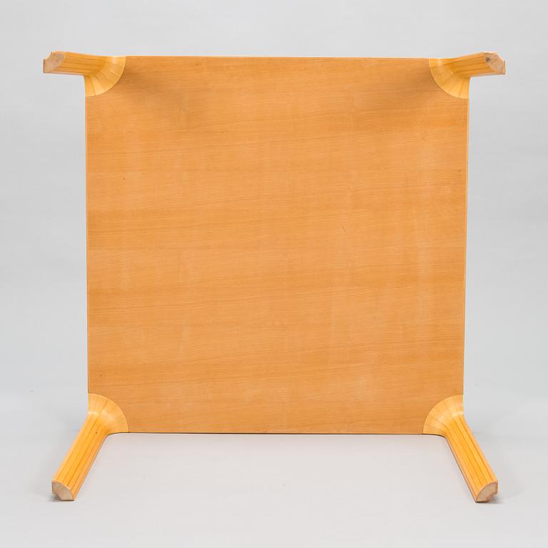 Alvar Aalto, coffe table model MX800B, Artek. Design year 1954.