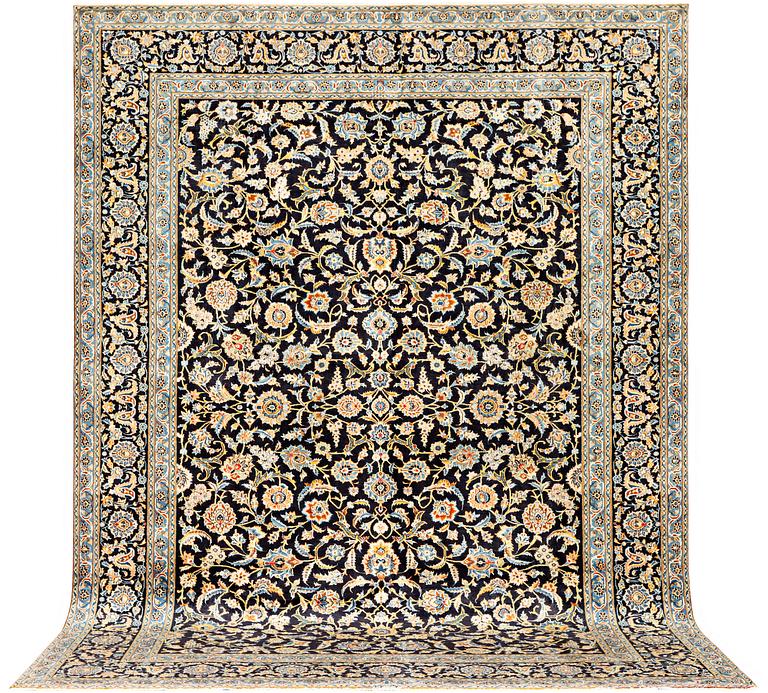 Matta, Keshan, ca 410 x 303 cm.