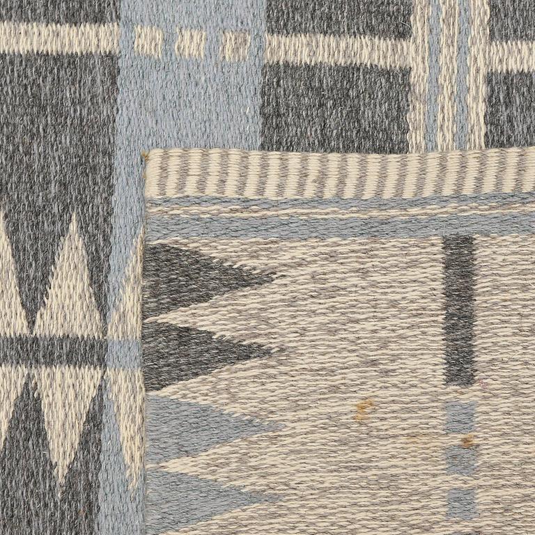 MATTA, dubbelväv, 1900-talets andra hälft, 236 x 162 cm.