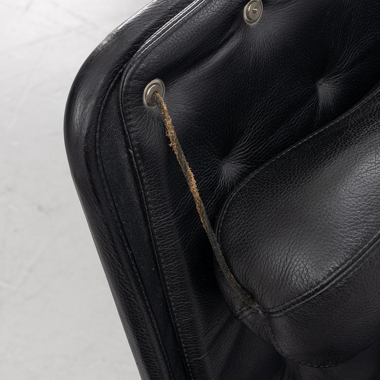 Bruno Mathsson, fåtöljer ett par "Jetson" för DUX sent 1900-tal.