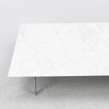 Antonio Citterio & Paolo Nava a 'Diesis' coffee table, B&B Italia.